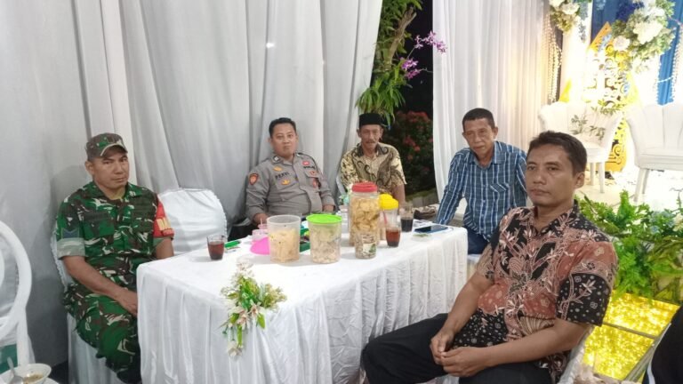 Berikan Rasa Aman, Polsek Lakbok Polres Ciamis Datangi Lokasi Keramaian Warga di Sukanagara