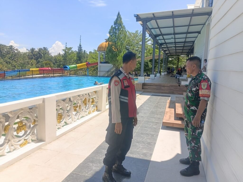 Libur Lebaran 2026, Polsek Cisaga Lakukan Pengamanan di Area Wisata Waterboom Jinju Asia Park