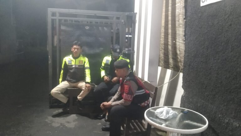 Sat Samapta Polres Ciamis Laksanakan Patroli Dialogis, Tingkatkan Keamanan di Kawasan Permukiman