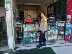 Perkuat Sinergitas, Polsek Cikoneng Polres Ciamis Koorkom Kamtibmas ke Warga Gandasari