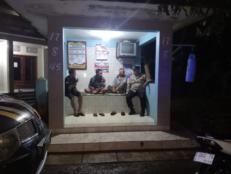 Polsek Sukadana Gencarkan Giat Preemtif dan Pembinaan, Polri Hadir Jaga Kondusifitas Malam Libur