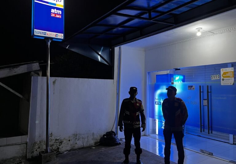 Polsek Cihaurbeuti Gencarkan Patroli Blue Light, Polisi Hadir Tekan Kriminalitas di Malam Hari