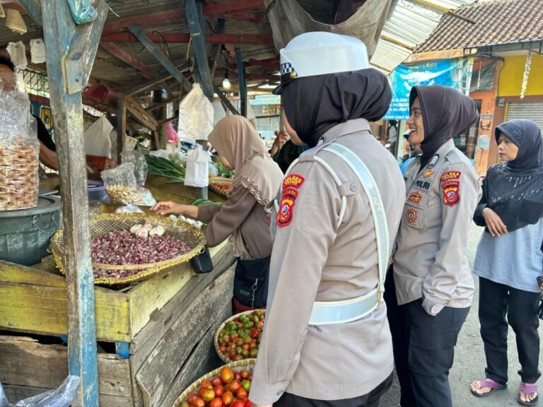 Polwan Polres Ciamis Gencarkan Patroli Mojang Lodaya, Perkuat Keamanan dan Pelayanan Humanis di Tengah Masyarakat