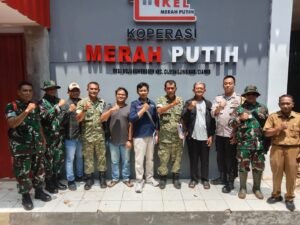 Polsek Cijeungjing Kawal Progres Pembangunan Koperasi Desa, Pastikan Berjalan Aman dan Tepat Waktu