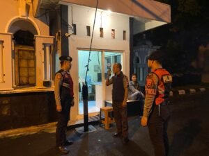 Polres Ciamis Gencarkan Patroli Dialogis Malam Hari, Perkuat Keamanan di Lingkungan Permukiman