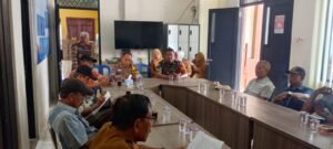 Polsek Ciamis Kawal Rapat Internal Desa Imbanagara, Pastikan Proses Seleksi Perangkat Desa Berjalan Kondusif