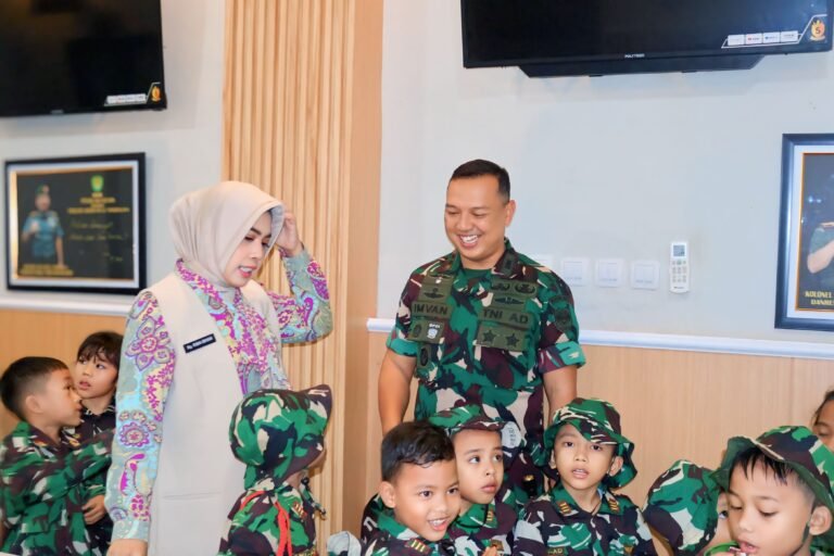 Outing Class TK Wijaya Kusumah/Kartika XIX-26 Bersama Kodim 0612/Tasikmalaya: Menanamkan Cinta Tanah Air dan Nilai Kepedulian Sejak Dini