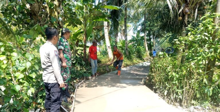 Polsek Lakbok Ikut Awasi Pembangunan Jalan Usaha Tani di Dusun Sukabagja