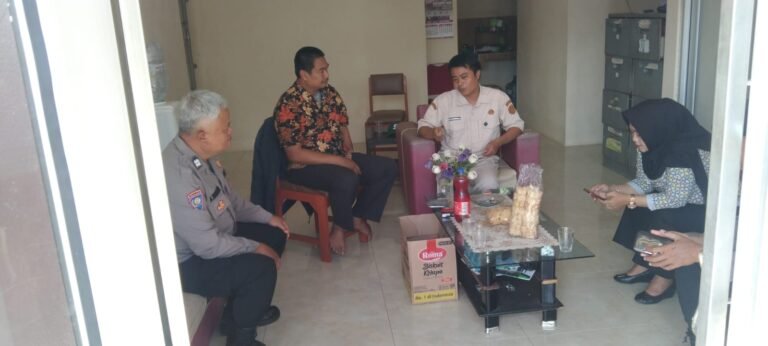 Tingkatkan Sinergitas, Polsek Kawali Polres Ciamis Koorkom Kamtibmas ke Kantor BPP Kawali