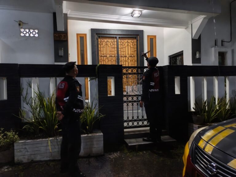 Patroli Biru Polres Ciamis di Lembur Balong, Polisi Intensifkan Antisipasi C3 dan Pengawasan Rumah Kosong