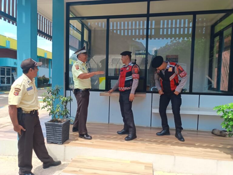 Cipkon Kamtibmas, Satuan Samapta Polres Ciamis Patroli Dialogis ke Area Obvitnas