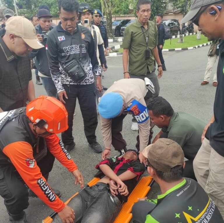 Tim Medis Gabungan Sigap Lakukan Penanganan Mahasiswa, Tak Sadarkan Diri Saat Aksi di DPRD