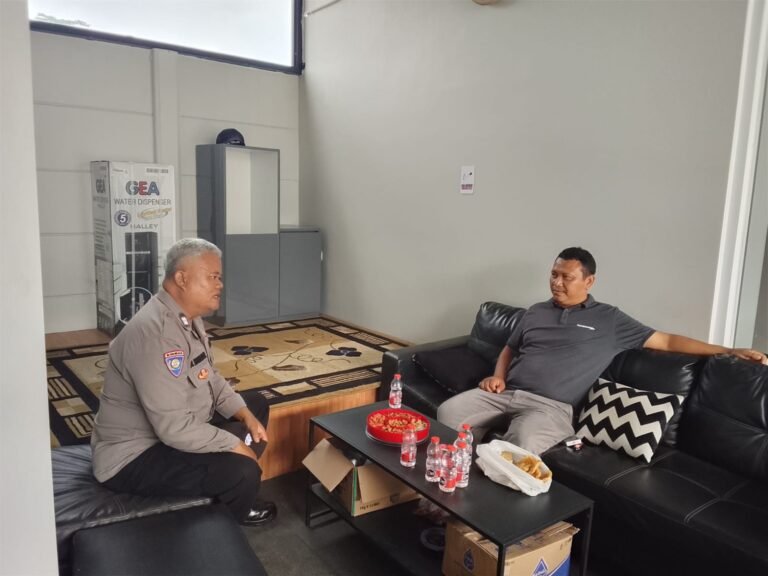 Perkuat Sinergitas, Polsek Kawali Polres Ciamis Koorkom ke Tokoh Pengusaha Jelang May Day