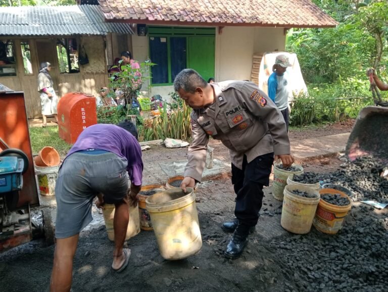 Perkuat Sinergitas, Polsek Sukadana Polres Ciamis Koorkom Kamtibmas Bersama Perangkat Desa