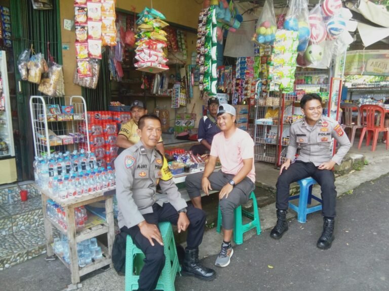 Cipkon Kamtibmas, Polsek Kawali Intens Patroli KRYD Hingga ke Pemukiman Warga