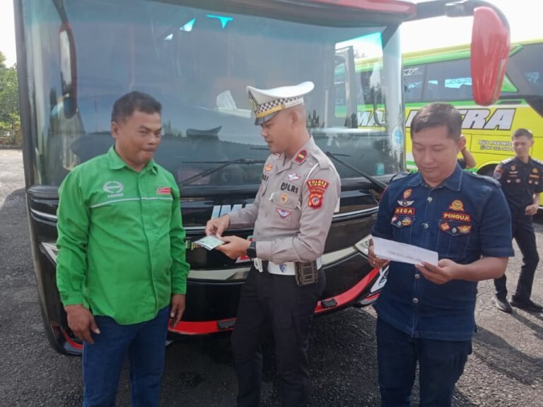 Sat Lantas Polres Ciamis Pastikan Kelaikan Bus Angkutan Umum Jelang Hari Buruh