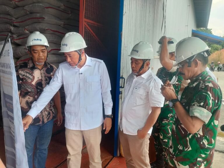 Polsek Cijeungjing Dampingi Kunker Anggota DPR RI ke Gudang Bolog dan KDMP di Kecamatan Cijeungjing