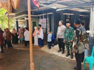 Polsek Sukadana Polres Ciamis Turut Hadiri Pelepasan Jamaah Haji Tingkat Kecamatan