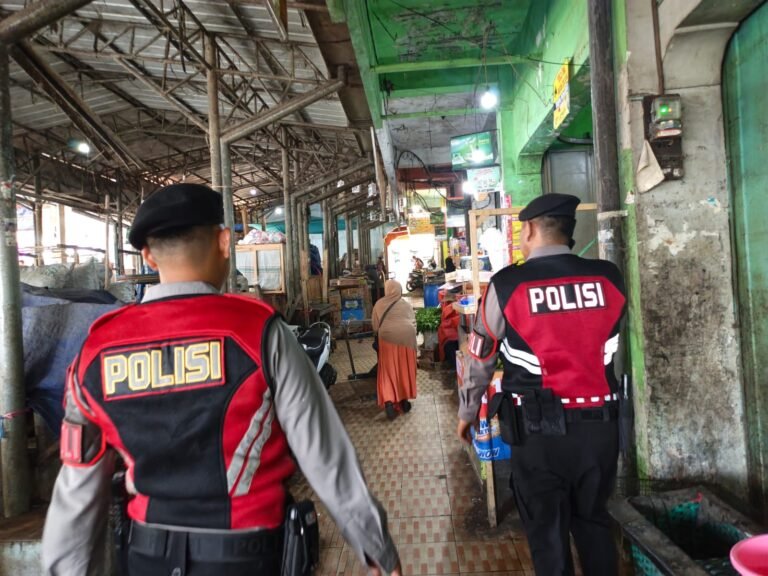 Polres Ciamis Intensifkan Patroli Pemantauan Sembako, Pastikan Harga Stabil dan Stok Aman di Pasar Tradisional