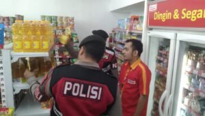Patroli Sat Samapta Polres Ciamis Pantau Harga Bahan Pokok, Polisi Pastikan Ketersediaan Aman dan Cegah Penimbunan