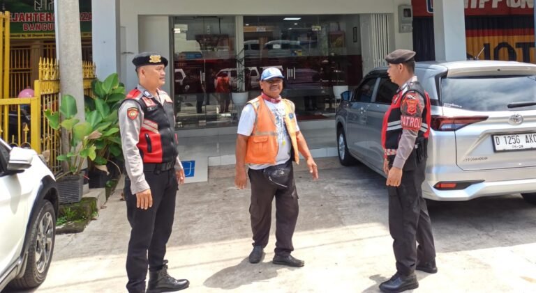 Patroli Dialogis Sat Samapta Polres Ciamis Perkuat Pengamanan di Jalur Perkotaan
