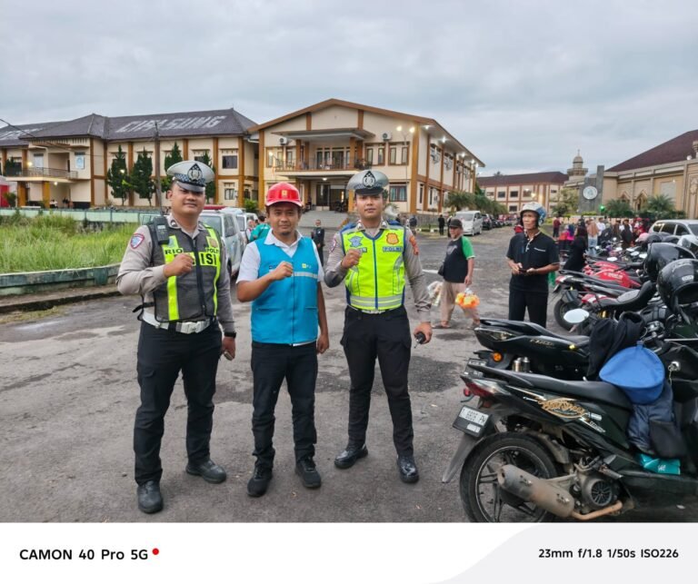 PLN Singaparna Pastikan Listrik Andal, Kirab Mahkota Binokasih Berlangsung Sukses dan Khidmat
