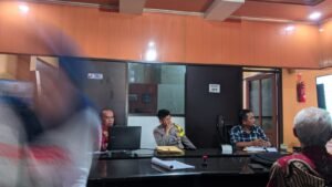 Perkuat Sinergitas, Polsek Cikoneng Polres Ciamis Ikuti Evaluasi Kinerja Kades dan LKPPD Cimari