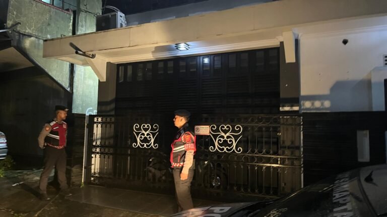Patroli Biru Sat Samapta Polres Ciamis Tingkatkan Antisipasi C3 dan Pemantauan Rumah Kosong di Lembur Balong