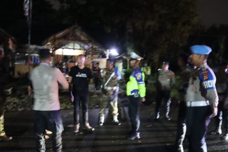 Polres Ciamis Gelar KRYD Malam Minggu, Perkuat Cipta Kondisi dan Antisipasi Gangguan Kamtibmas di Titik Rawan