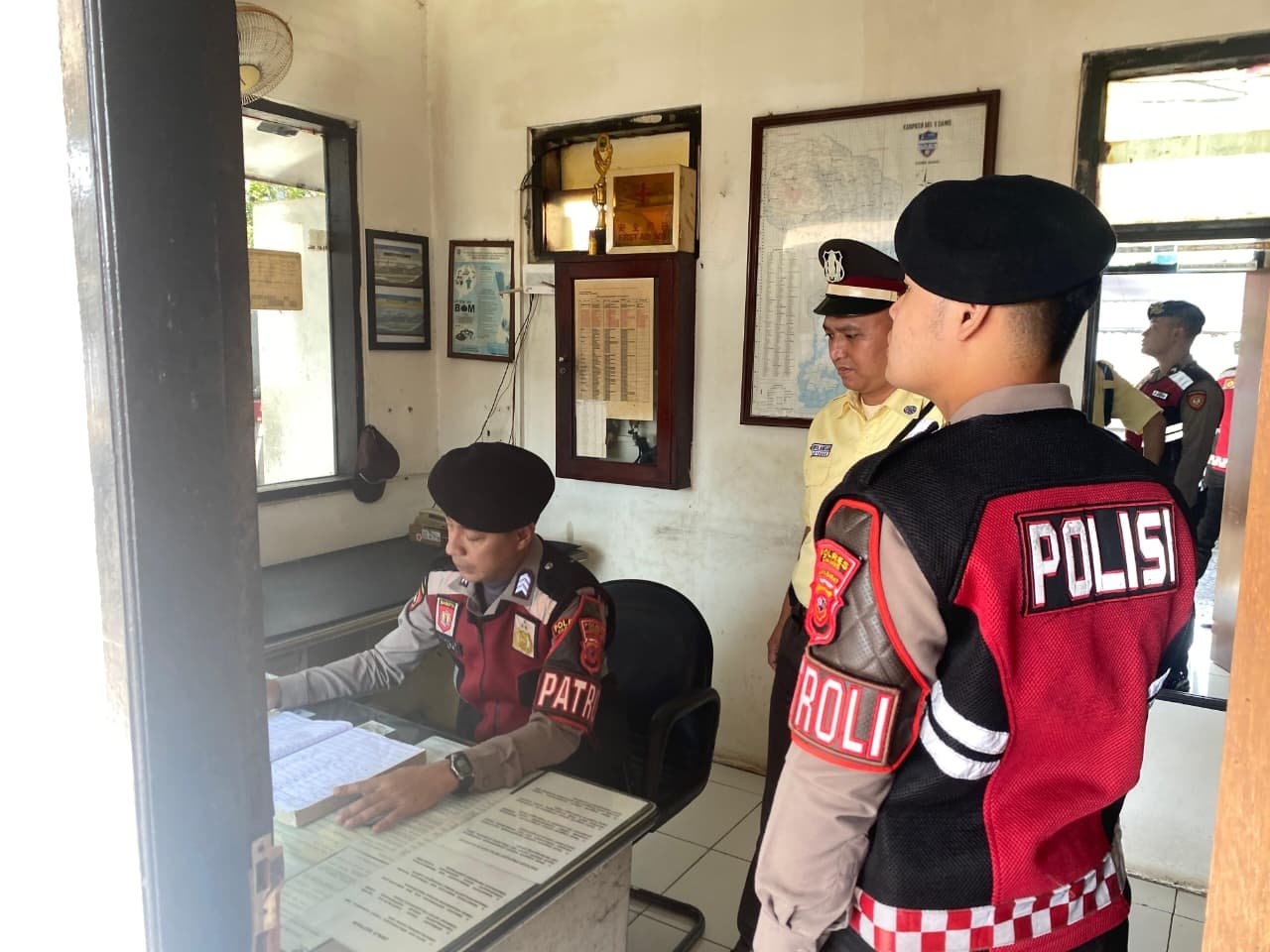 Patroli Dialogis Sat Samapta Polres Ciamis Tingkatkan Pengamanan di Kawasan Telkom Ciamis