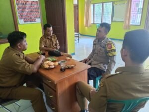 Perkuat Sinergitas, Polsek Lakbok Polres Ciamis Koorkom Kamtibmas Bersama Perangkat Desa Kalapasawit
