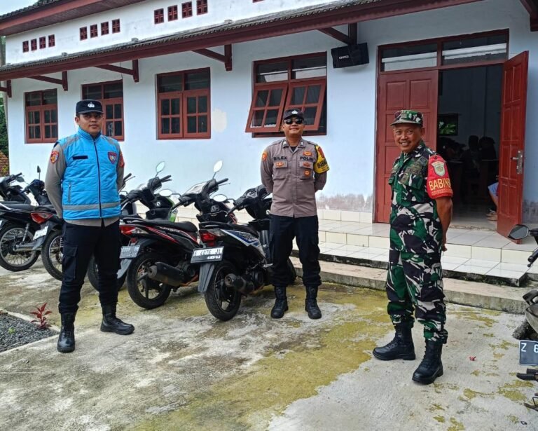 Polsek Panawangan Amankan Kebaktian Kenaikan Isa Almasih di Gereja Santo Simon Susuru untuk Jaga Toleransi dan Kondusifitas Wilayah