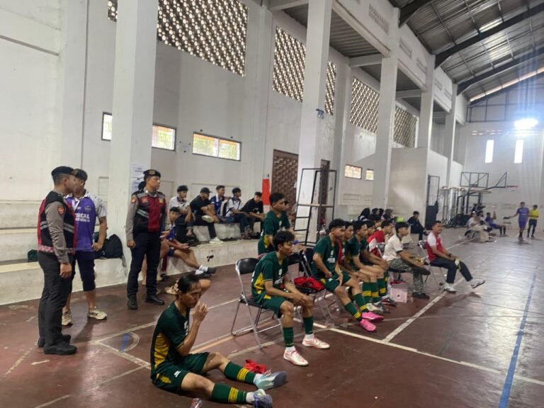 Sat Samapta Polres Ciamis Laksanakan Pengamanan Turnamen Futsal Universitas Galuh untuk Jamin Kamtibmas Kondusif
