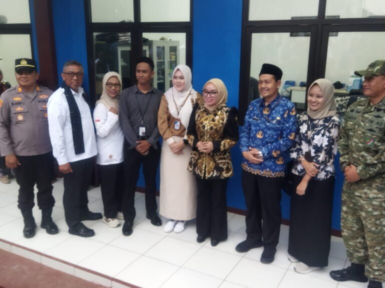 WISUDA ANGKATAN KE-2 STIT LAKBOK: MERAIH KESUKSESAN DARI TENGAH SAWAH