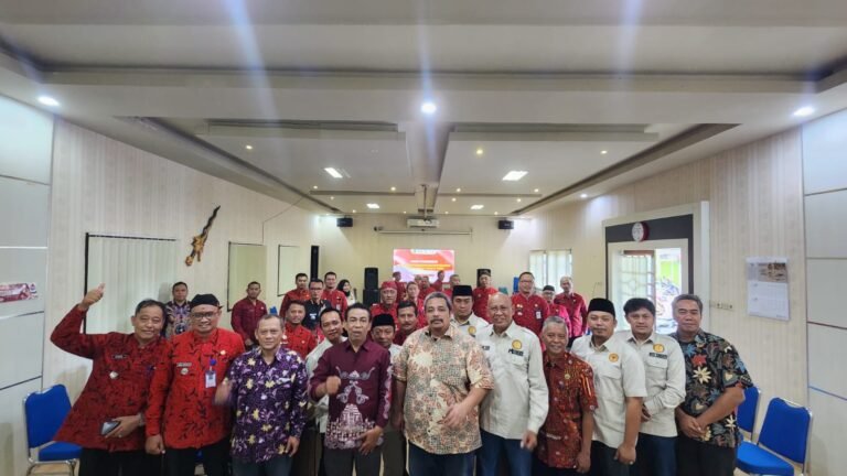 DPMD Kabupaten Sumenep Perkuat Pembinaan dan Penyuluhan Hukum bagi Kepala Desa Bersama PKDI