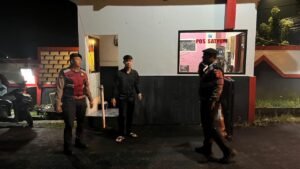 Sat Samapta Polres Ciamis Intensifkan Patroli Dialogis Dini Hari di Area Hunian Guna Mengantisipasi Kriminalitas dan Premanisme