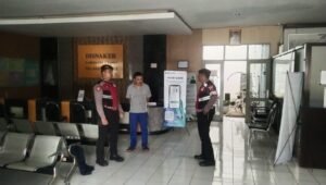 Sat Samapta Polres Ciamis Laksanakan Patroli Dialogis di Kantor Disnaker Guna Mengantisipasi Tindak Kriminalitas dan Premanisme