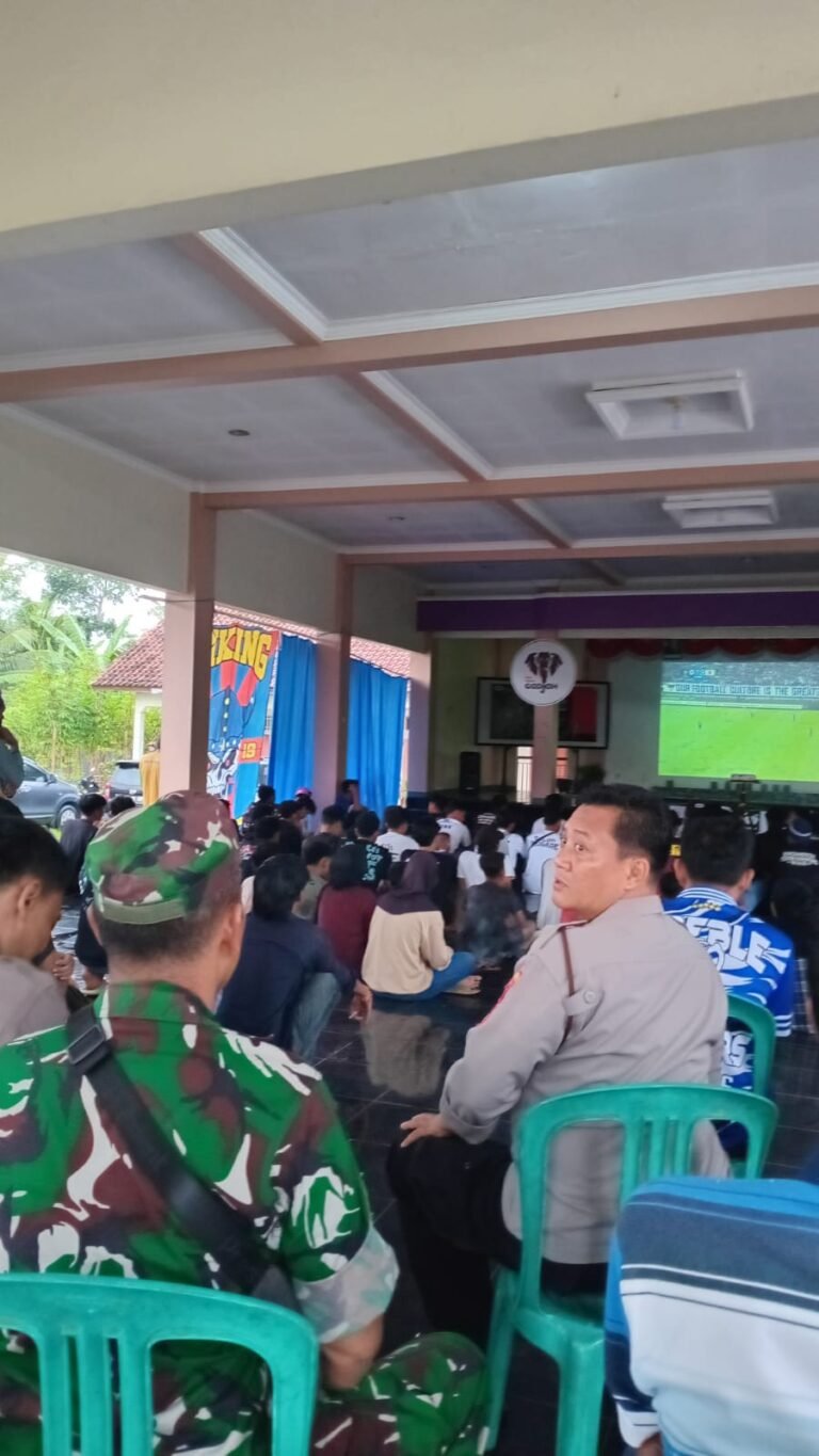 Polsek Lakbok Siaga Amankan Nobar Persib Warga Sukanagara Lakbok