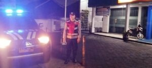 Berikan Rasa Nyaman, Polsek Cihaurbeuti Polres Ciamis Intens Patroli Biru di Malam Hari