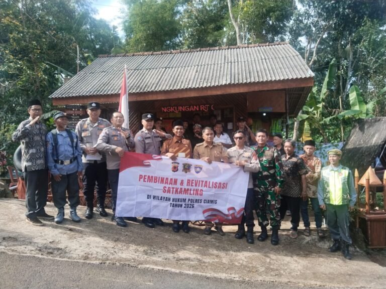 Datagi Satkamling, Polsek Rancah Ajak Warga Rawat Budaya Ronda Jaga Lingkungan Tempat Tinggal