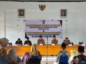 Sinergitas Polri-Pemerintah, Polsek Cisaga Hadir dan Amankan Pelantikan Perangkat Desa Sidamulya