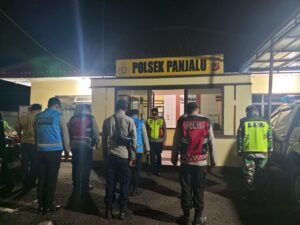 Polsek Panjalu Siaga Penuh Jelang Malam Takbir, Perkuat Pengamanan Idul Adha Melalui Apel Kesiapan dan Patroli Blue Light