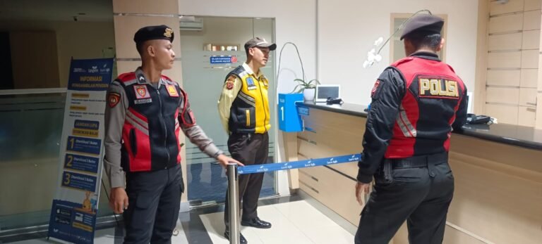 Patroli Dialogis Sat Samapta Polres Ciamis Perkuat Pengamanan Objek Vital dan Tingkatkan Rasa Aman Masyarakat