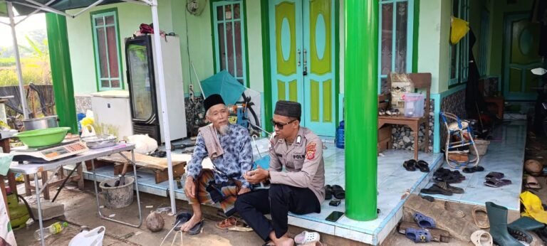Perkuat Sinergitas, Polsek Cikoneng Koorkom Kamtibmas ke Ponpes Nurusalam