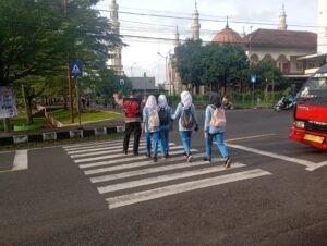 Polsek Kawali Perkuat Pelayanan Pagi Hari, Strong Point di Sejumlah Titik Strategis Jamin Kelancaran Aktivitas Masyarakat