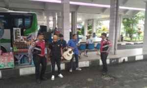 Patroli Biru Polres Ciamis Perkuat Pencegahan Premanisme di Terminal Ciamis