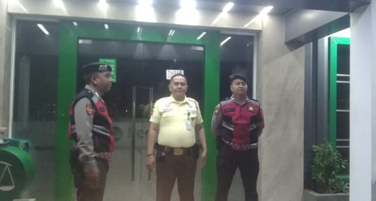 Patroli Dialogis Sat Samapta Polres Ciamis Perkuat Kehadiran Polisi Jaga Keamanan Masyarakat Dini Hari