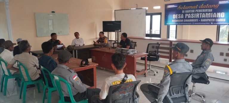 Polsek Cihaurbeuti Koorkom Kamtibmas Jelang Pilkades PAW di Desa Pasirtamiang
