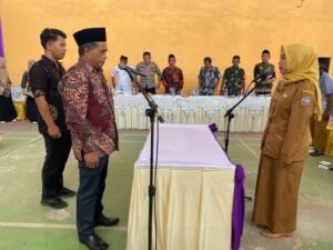 Sinergitas Polri-Pemerintah, Polsek Lakbok Hadir dan Amankan Pelantikan Perangkat Desa Puloerang
