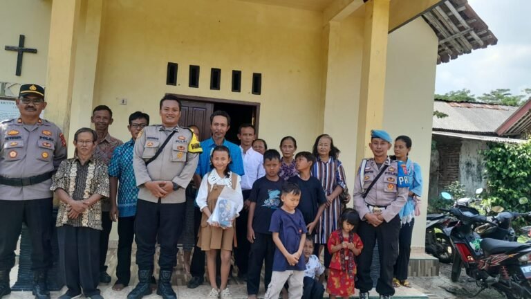Berikan Rasa Aman, Polsek Lakbok Bersiaga Beri Pengamanan di Gereja Kristen Kerosulan Indonesia